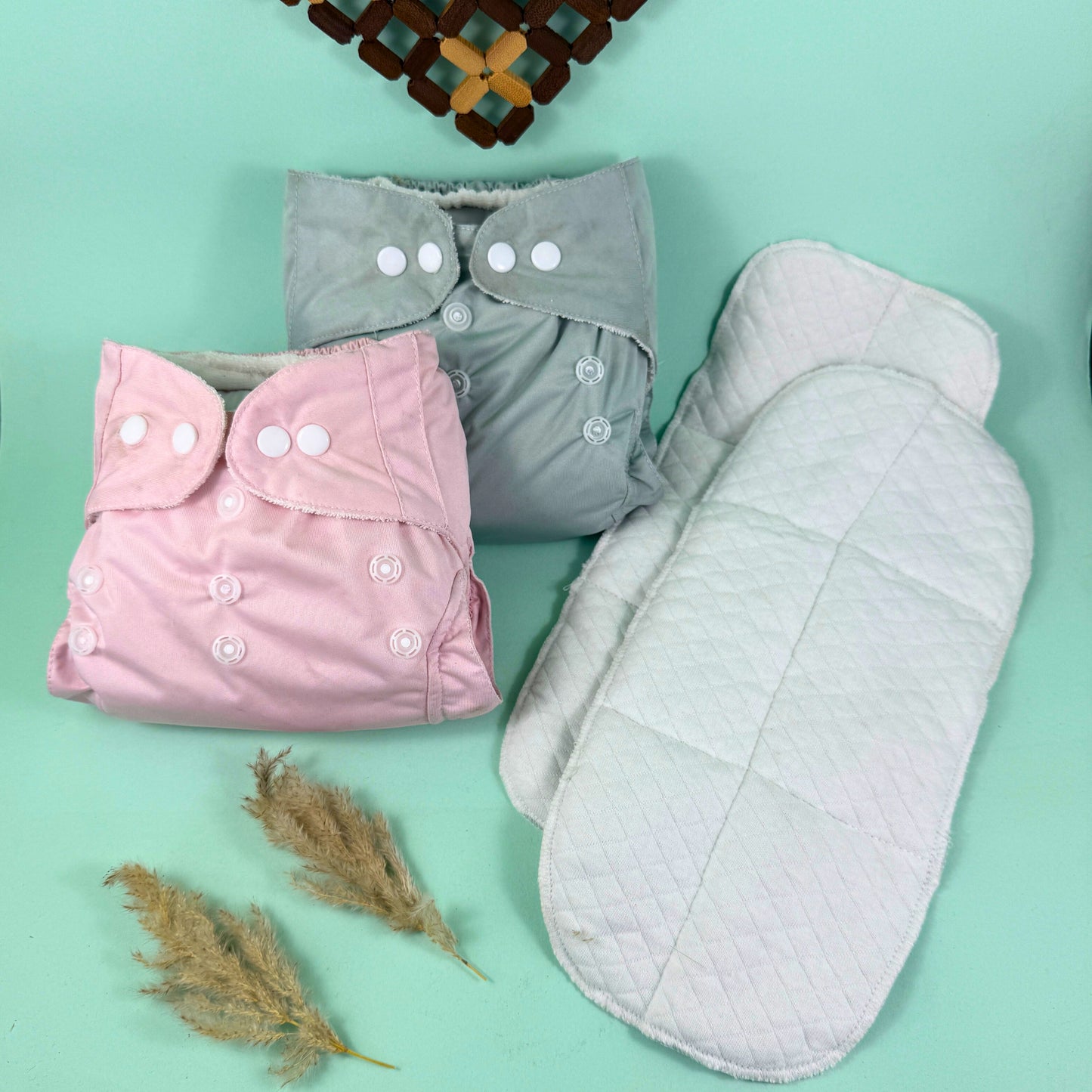 Washable waterproof Baby Diaper +Absorbent Inner Pad + FREE pieces of Tissue Liners| Reusable & Multi-colors
